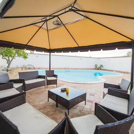 Villa Renato con piscina e barbecue Sorrento